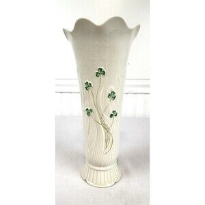 Belleek Ireland Irish Porcelain Woodland Shamrock 10” Vase